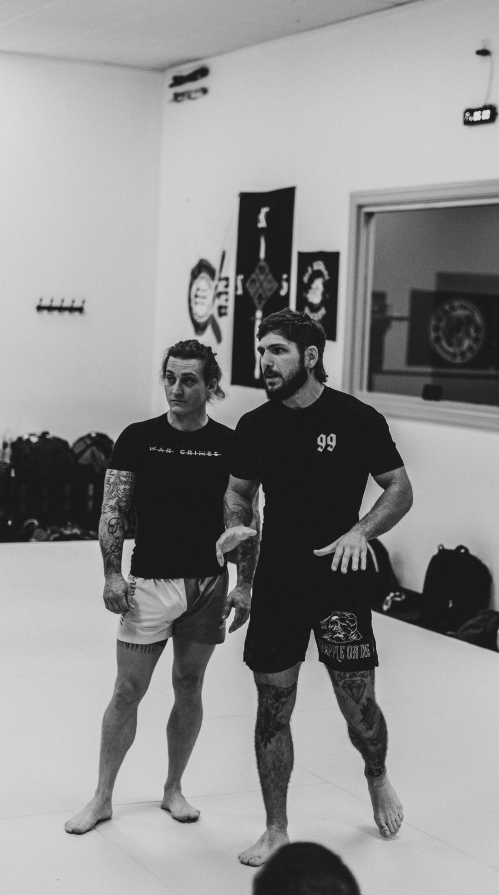 Anti-War Crimes Black Rashguard